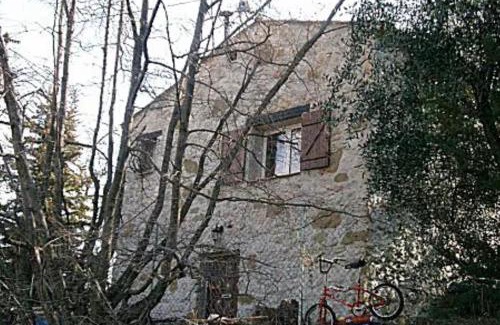 Berre-des-Alpes Apartment | Gîte Les Lys