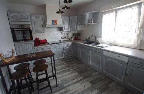 Saint-Nabord House | Gîte Les Myrtilles Saint-Nabord, 5 personnes, 4 pièces avec garage