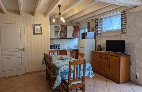 Epieds-en-Beauce House | Gîte lumineux au cœur d'Épieds-en-Beauce, proche Orléans - Tout confort, animaux acceptés - FR-1-590-94