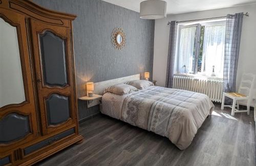 Montereau House | Gîte lumineux avec jardin paisible entre Montargis et Sully-sur-Loire, idéal familles et pros - FR-1-590-373