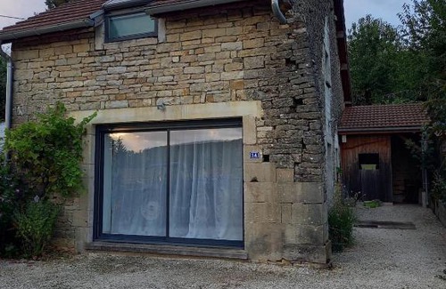 Maizieres House | Gîte, Maison de campagne
