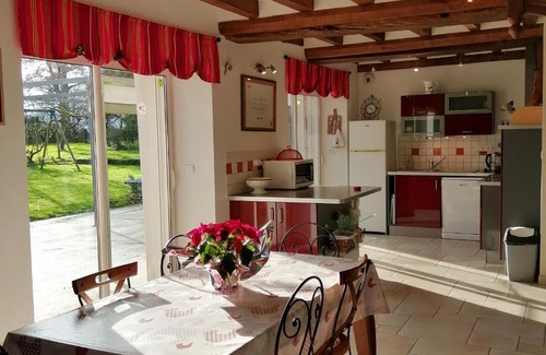 Marigne-Peuton House | Gîte Marigné-Peuton, 4 pièces, 6 personnes - FR-1-600-92
