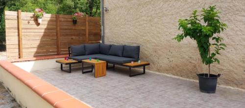 Saint-Vincent-Rive-d'Olt Apartment | Gîte Orléo Appartement indépendant au cœur du Lot