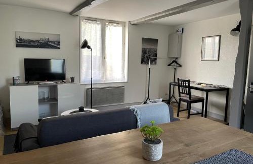 Gonneville-sur-Honfleur Apartment | Gîte Pépère