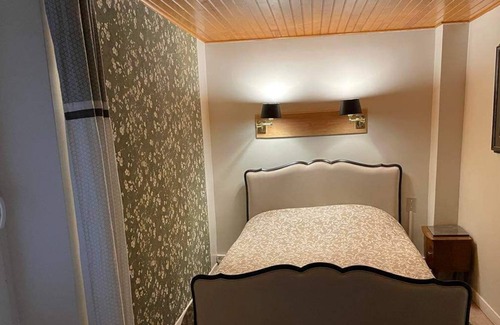 Doissat House | Gîte périgourdin, 10 people, close to major sites, Swimming pool