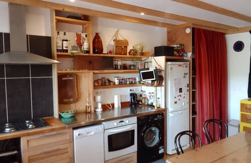 Sarras House | Gîte Plein Ouest en Zone Naturelle, vue Imprenable
