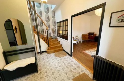 Montlouis-sur-Loire House | Gîte proche châteaux, jardin, parking, max 4 pers - FR-1-381-631