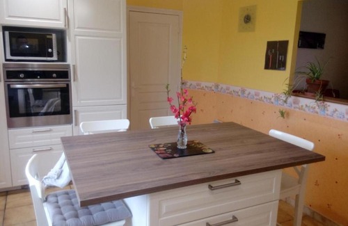 Pujols House | Gîte Pujols, 3 pièces, 4 personnes - FR-1-440-82