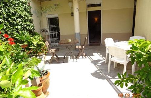Carmaux Apartment | Gîte "Quartier de la Tour"