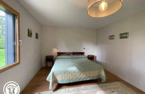Bourneau House | Gîte rénové avec jardin et terrasse près de Thiré, festival de musique baroque, idéal pour familles - FR-1-426-538