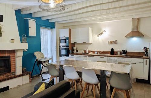 Faverolles House | Gîte rénové avec piscine chauffée près de Beauval, 10 pers., terrain de sport et nature. - FR-1-591-568