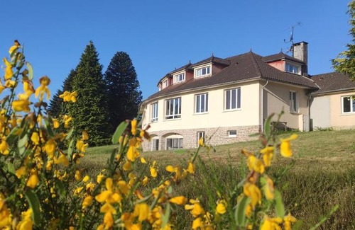 Compreignac House | gîte résidence de la fontaine à Compreignac