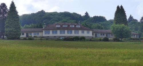 Compreignac House | gîte résidence de la fontaine à Compreignac