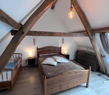 Brugelette House | Gîte Rubis - JACUZZI - Pairi Daiza - 6 pers