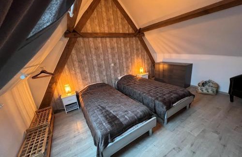 Brugelette House | Gîte Rubis - JACUZZI - Pairi Daiza - 6 pers