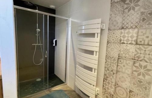 Saint-Leon House | Gîte spacieux à Saint-Léon avec clim et parking - FR-1-489-437