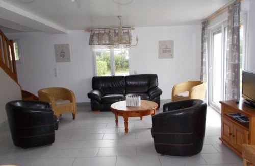 Belle-et-Houllefort House | Gîte spacieux avec terrain clos, terrasse, 4 chambres, animaux acceptés, près de Belle-et-Houllefort - FR-1-376-104