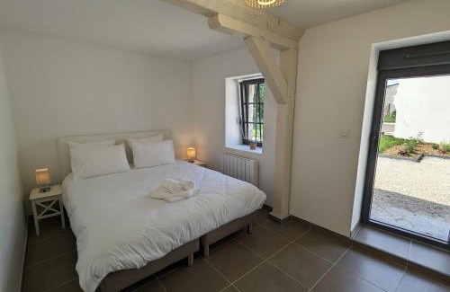 Huisseau-sur-Mauves House | Gîte spacieux et rénové avec jardin, proche châteaux de la Loire, pour 10 pers. - FR-1-590-361