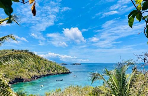 Grand Anse House | Gîte Ti Kazalo, cabane perchée, vue mer spectaculaire, pieds dans l'eau