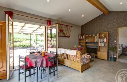 Genilac House | Gîte tout équipé avec terrasse, jardin et prestations de qualité près de Genilac - FR-1-496-114