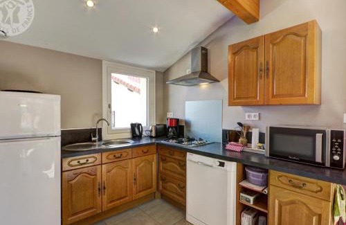 Genilac House | Gîte tout équipé avec terrasse, jardin et prestations de qualité près de Genilac - FR-1-496-114