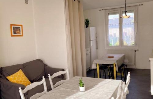 Muides-sur-Loire House | Gîte tout confort avec jardin près du Château de Chambord, idéal pour familles et amis - FR-1-491-372