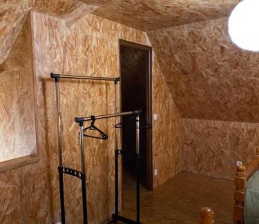 Estrees-Mons House | Gîte Travailleurs de La Somme