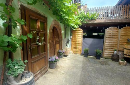 Beblenheim Apartment | Gîte typique alsacien maison vigneronne 18e siècle