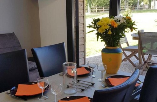 Veauchette House | Gîte Veauchette, 3 pièces, 4 personnes - FR-1-496-85