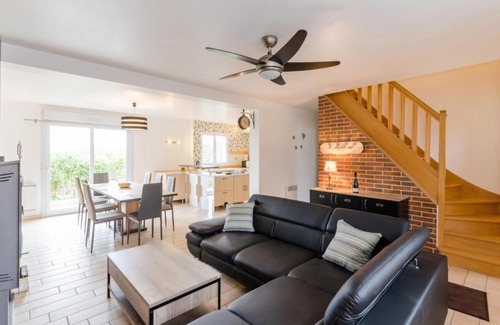 Villenauxe-la-Grande House | Gîte Villenauxe-la-Grande, 5 pièces, 8 personnes - FR-1-543-97