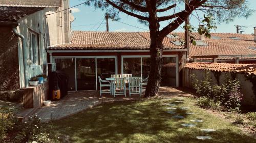 Semussac House | Gîte Vintage Peace & Love