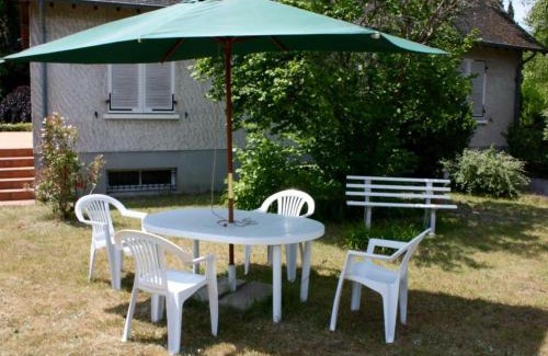 Yvoy-le-Marron House | Gîte Yvoy-le-Marron, 3 pièces, 4 personnes - FR-1-491-117
