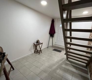 Anneyron Apartment | Gîte1 pour 6 personnes