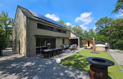 Barvaux House | Gîtes 10 people - Sauna - Hottub - BBq Ofyr - close to Durbuy