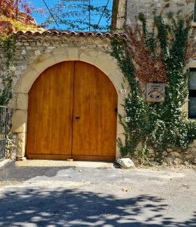 Servas Apartment | Gîtes 2 adultes dans un mas charme et calme assuré