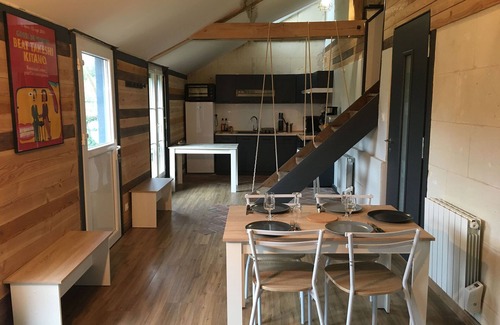 Saint-Aignan House | Gîtes - 2 bedrooms - 2 bathrooms - Garden - close to Beauval Zoo