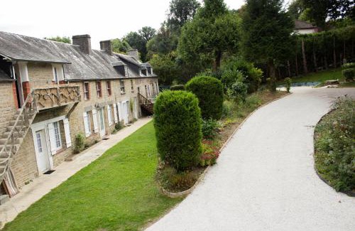 Clecy House | gîtes de la petite suisse