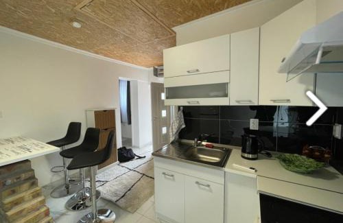 Abony Apartment | Góré Vendégház