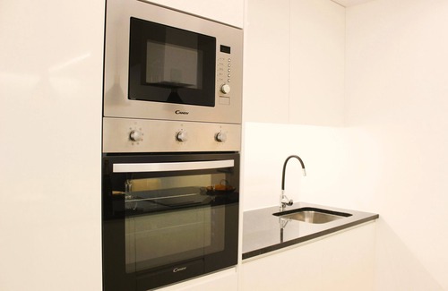 Braga Apartment | G 0.8 - G.OOGLE NEST SMART HOUSE in central location