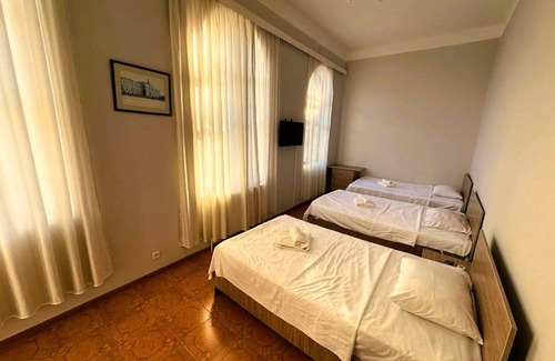Batumi Hotel | G-BAKURI