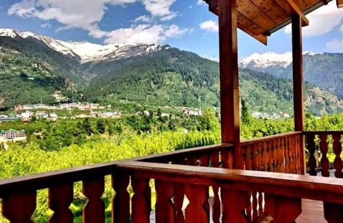 Manali House | G Villas- Luxurious Cottage with beautiful mountain view 4
