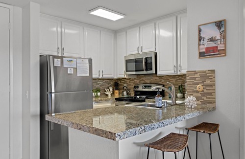 Townsite Condo | G224 North Coast Village - 1 bdrm condo super close to the beach!