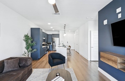 Fort Worth Condo | G47 Cozy & Stylish 1BD Near Stockyards, Resort Style Amenities, Golf Sim