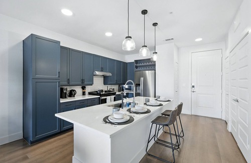 Fort Worth Condo | G47 Cozy & Stylish 1BD Near Stockyards, Resort Style Amenities, Golf Sim