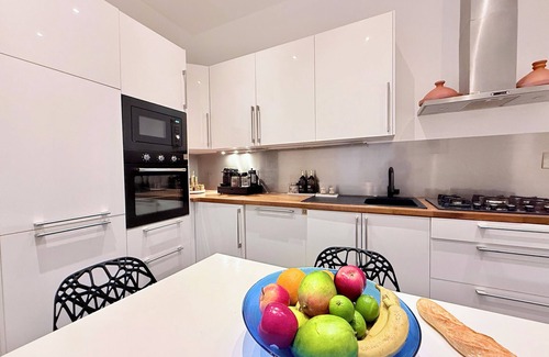 Arts-et-Metiers Apartment | Gaîté Paris, 5 bedrooms/3 bathrooms, 10 people, 170 m²