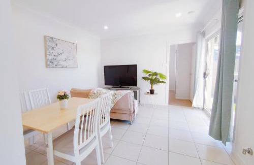 Maraylya Villa | Gables Box hill Maraylya Two Level House 14ppl