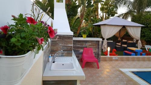 Pernera Villa | Gabriel Villa
