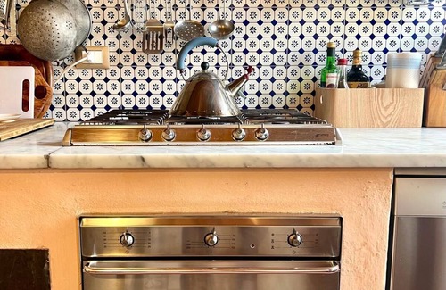 Lucca Historical Center Apartment | Gabry's Rooftop Terrace Home with breathtaking Views of Lucca & Tuscany