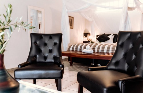 Otavi Cabin | Gabus Game Ranch