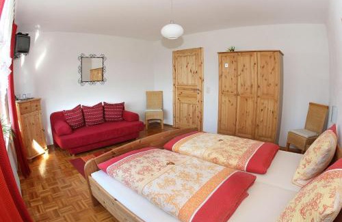 Hunerbach House | Gaestehaus-Moeseler
